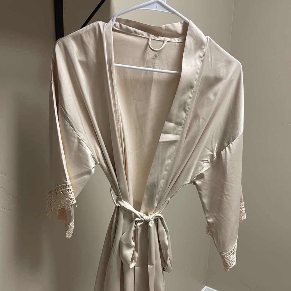 Women’s Satin Robe